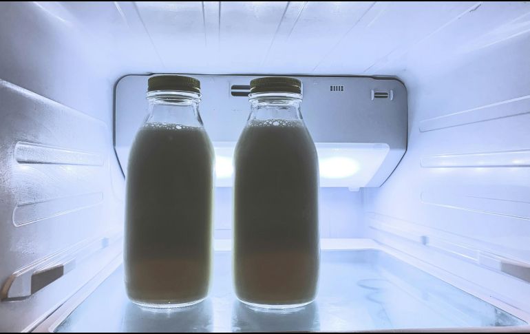 Según CSA Seguridad Alimentaria, en general, si los alimentos vienen envasados y no están abiertos, la vida útil es igual a la fecha de caducidad. UNSPLASH / D. Hudson