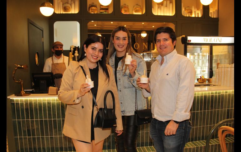 Brenda Peña, Fernanda Álvarez y Rodrigo Pizá. GENTE BIEN JALISCO/ Esmeralda Escamilla