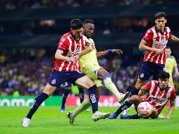 Juan Aguayo y Julián Quiñones, durante el partido de vuelta de los Octavos de Final de la Champions Cup de la CONCACAF 2024. IMAGO7/ Eloisa Sánchez