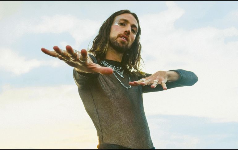 El cantante anuncia que lanzará su nueva producción en mayo. CORTESÍA