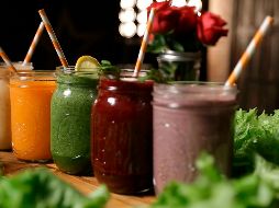 Estas bebidad frutales durante la mañana aportan energía y vitalidad. ESPECIAL/ Foto de Jugoslocos en Unsplash