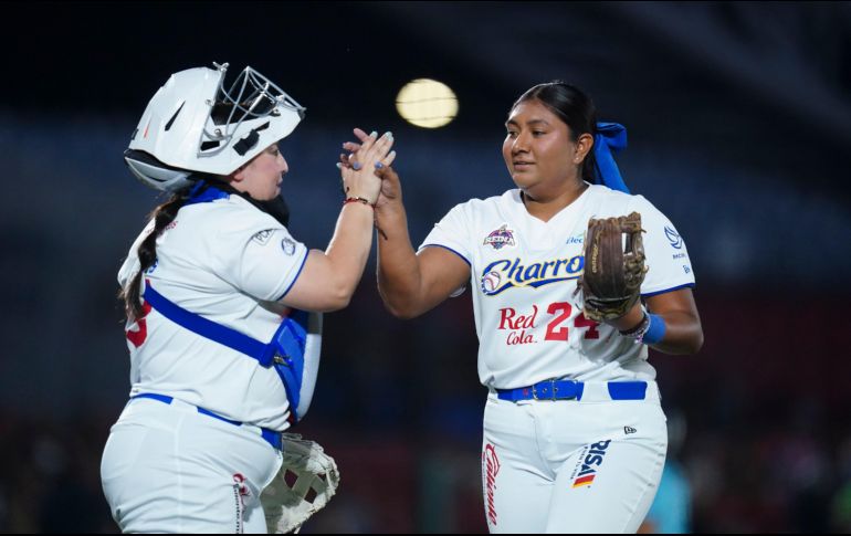 Charros de Jalisco ganó el primer duelo de la Serie de la Reina y perdiera el segundo compromiso contra Sultanes de Monterrey. IMAGO7.