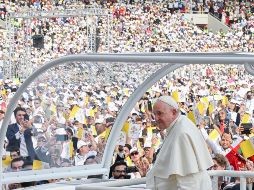 El papa Francisco también descarta en su autobiografía una eventual dimisión, que califica de 