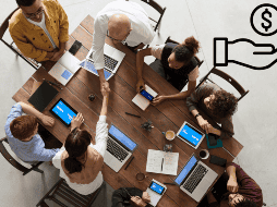 Los días santos no se contemplan dentro de la lista de descansos obligatorios dictados por la LFT. ESPECIAL/Canva