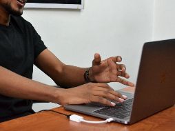 El estudio El estado del stalkerware 2023 destaca un aumento del 5.8% en las personas afectadas a nivel mundial, revirtiendo la tendencia a la baja de años anteriores. EFE / ARCHIVO