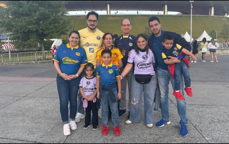 Seguros del amplio dominio que el América tiene sobre las Chivas en la Perla Tapatía, los aficionados han realizado el recorrido desde diferentes partes de la república. EL INFORMADOR.