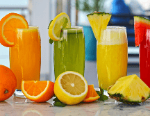 Profeco ha identificado los jugos con menos contenido de azúcar en el mercado. ESPECIAL/Canva