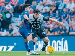 Una vez que tuvieron la ventaja en el marcador, los Rayos se dedicaron a defender con uñas y dientes, lo que frustró al Cruz Azul. IMAGO7/D. Padilla