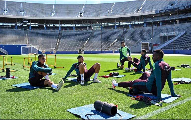 Fue este mismo lunes cuando los últimos seleccionados que faltaban por llegar lo hicieron y de inmediato se integraron a las labores. CORTESÍA/ Selección Mexicana.