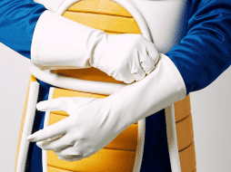 Se compartieron una serie de imágenes que documentaron todo el proceso creativo detrás del vestuario del príncipe sayajin. X/@DB_official_en