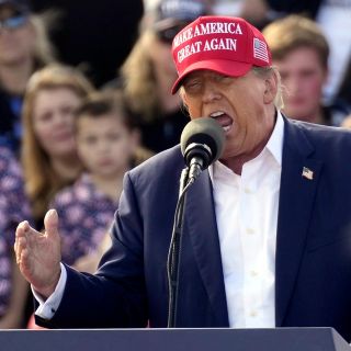 Trump afirma que los votantes judíos demócratas muestran 'odio hacia Israel'