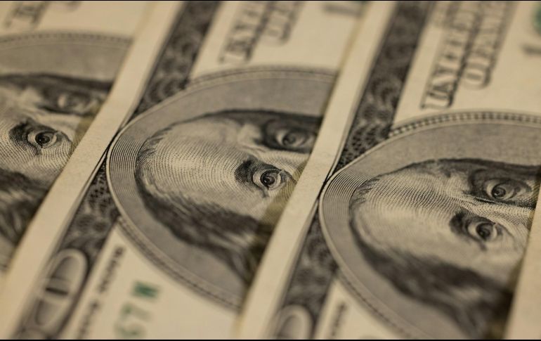 El peso mexicano se cotiza en los mercados internacionales alrededor de los 16.89 pesos por dólar. ESPECIAL/ Foto de engin akyurt en Unsplash