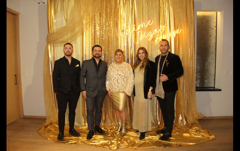 Andrés y Piro Ruiz Velasco con Maru Amutio, Maru y Jaime Ruiz Velasco. GENTE BIEN JALISCO/ Esmeralda Escamilla