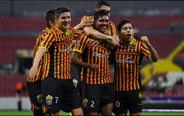 Tigres en Liga MX Femenil, Rayados en Liga MX y Leones Negros en Liga de Expansión son los conjuntos que no conocen la derrota. IMAGO7