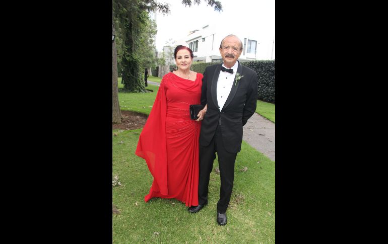 Paty Ron de Gómez y Juan Manuel Gómez Medina. GENTE BIEN JALISCO/ Esmeralda Escamilla