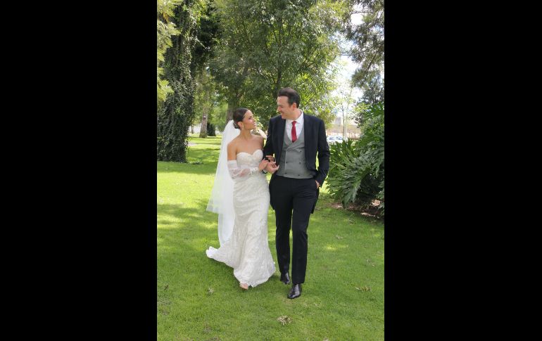 Juan Arturo Gómez Ron y Fernanda Hernández Sigala. GENTE BIEN JALISCO/ Esmeralda Escamilla