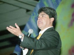 Jesús Roberto 'La Bala' es reconocido en el medio cuando hizo su primera aparición en el año 1996 con el show 'La Bala en vivo', en el programa “Noches de humor”, de ahí, el comediante presentó una gira en la república mexicana junto con  Elías Castillo Torres, su director artístico. INFORMADOR/ARCHIVO
