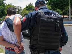 Recuerda que los delincuentes de casa-habitación por lo general son más de dos. EL INFORMADOR / ARCHIVO