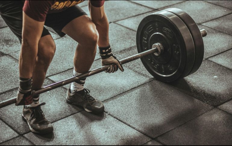  En algunos casos, el ejercicio nocturno se ha relacionado con un sueño más profundo durante la noche. UNSPLASH /  V. Freitas