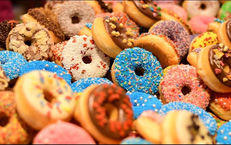 Puedes aprovechar estos días para ir  por tu media o completa docena, y obtener un delicioso postre de Pascua. Pixabay.