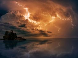 El domingo y lunes el planeta Tierra sufrió el impacto de una tormenta geomagnética que se encuentra en un nivel severo. ESPECIAL/ Foto de J. Plenio en Unsplash