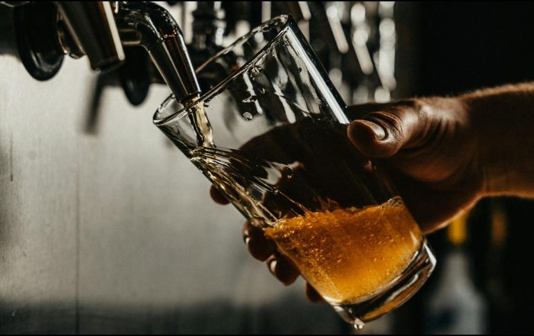 La cerveza mexicana se sitúa en los primeros lugares. ESPECIAL/Foto de C. Bastias en Unsplash