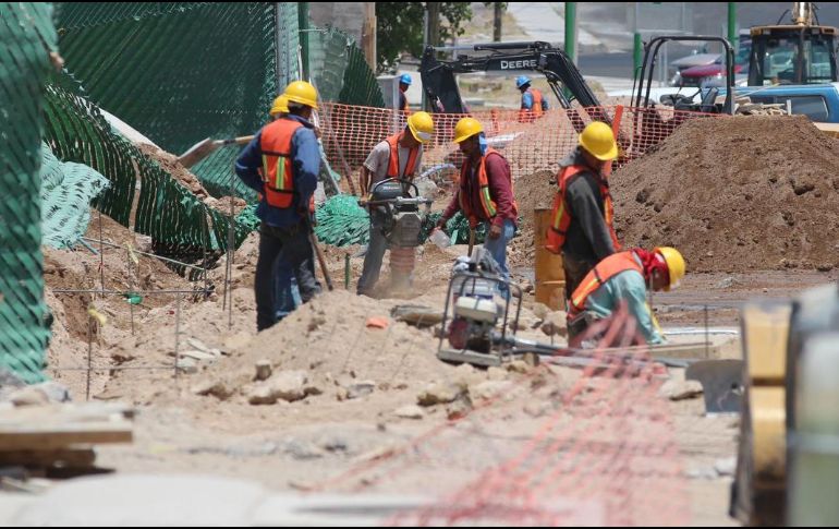 En febrero pasado la formalidad alcanzó los 27 millones 48 mil personas y la informalidad llegó a 32 millones 355 mil trabajadores, lo que representó una tasa del 54.5% de la población ocupada. SUN / ARCHIVO