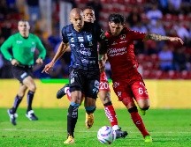 Beñat San José podría emplear línea de cinco defensores en el partido ante Querétaro. IMAGO7.