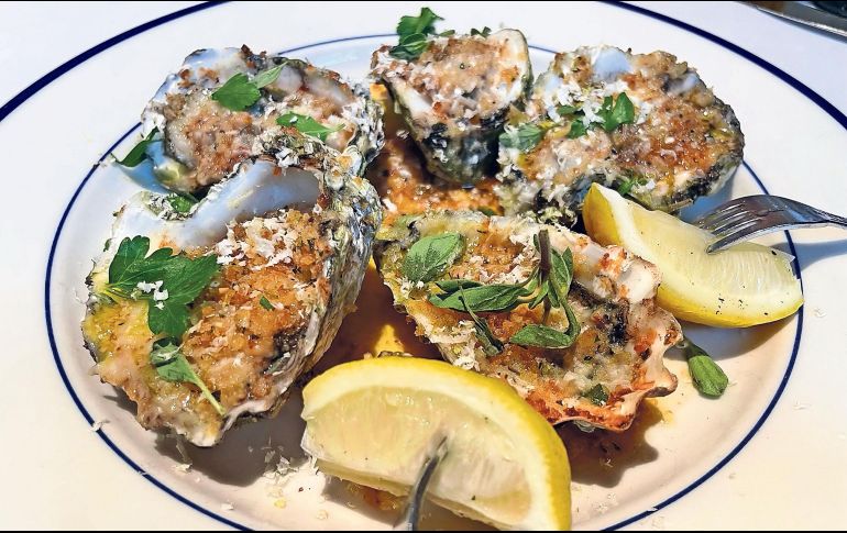 Las ostras se diferencian de las almejas principalmente en la forma de la concha, la cual es irregular, pero conserva su forma ovalada y se parece a una roca marina. SUN / ARCHIVO