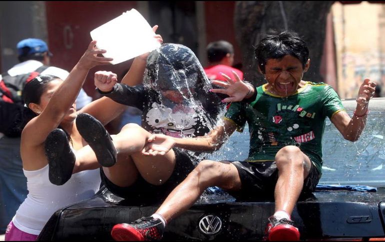 Otras opciones son cumplir con un arresto de 13 a 24 horas, o bien, realizar de 6 a 12 horas de trabajo a favor de la comunidad. SUN / ARCHIVO