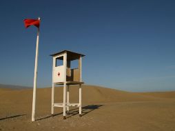 Es importante estar al pendiente de las banderas que las autoridades coloquen para que puedas disfrutar de tu estancia. Pexels