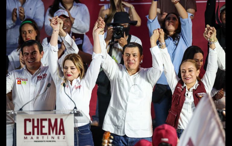 El candidato tapatío emanado del partido Morena acusó que el crimen tomó la ciudad, así como a los gobiernos que no reciben a las madres buscadoras de sus familiares desaparecidos para brindarle atención y apoyo para difundir sus cédulas de búsqueda. EL  INFORMADOR / H. Figueroa