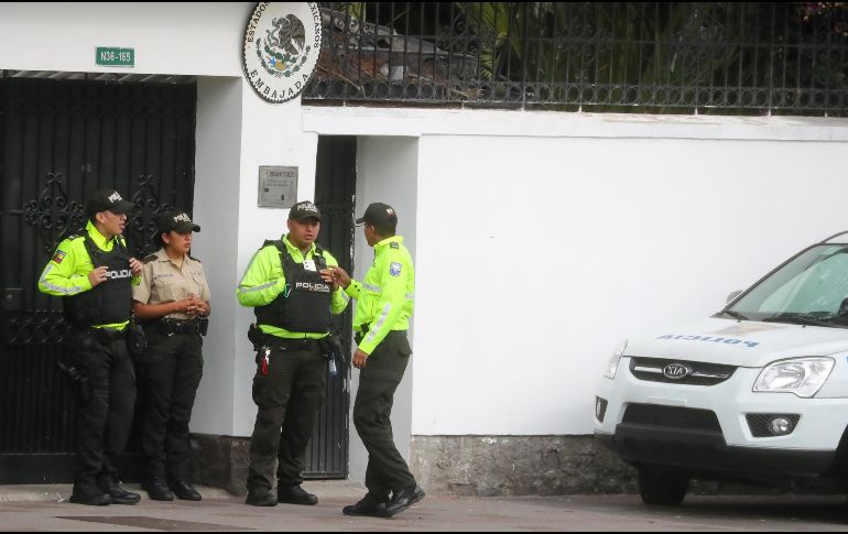 México rompió relaciones diplomáticas con Ecuador. EFE / J. Jacome