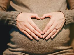 Es necesario extremar precauciones durante el embarazo. ESPECIAL/ Foto de Suhyeon Choi en Unsplash