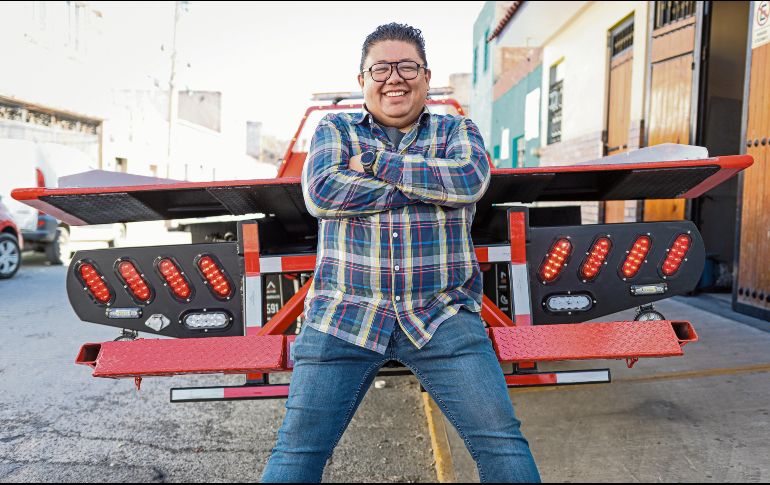 Ricardo Arellano Serna, el director de Nakama Factory Crane tiene ubicado su negocio en la Colonia del Fresno. EL INFORMADOR/ H. Figueroa