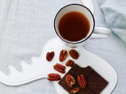 Los frutos secos en el desayuno son una excelente fuente de vitaminas y antioxidantes. UNSPLASH/Clem Around The Corner