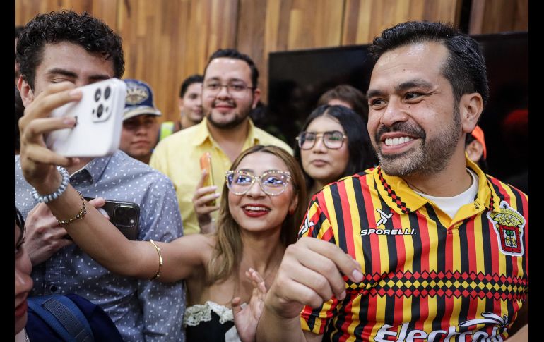 El candidato destacó el acuerdo alcanzado entre el rector de la UdeG y el gobernador para garantizar un presupuesto constitucional para la Universidad de Guadalajara. EL INFORMADOR / H. Figueroa