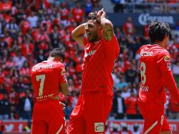 ALEXIS VEGA. Salir del Rebaño fue lo mejor para el delantero mexicano, que regresó a los Diablos Rojos, equipo que lo debutó en la Liga MX. IMAGO7