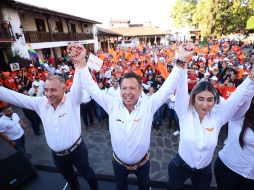 Pablo Lemus también anunció la rehabilitación del centro de salud, la garantía de suministro de medicamentos al 92% para las familias del estado y la contratación de personal capacitado en Mazamitla. CORTESÍA.