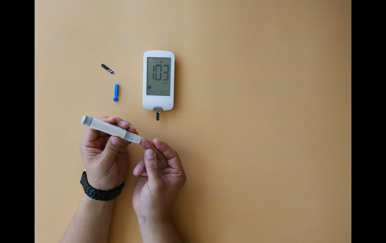 La glucemia también se utiliza para monitorear a personas que padecen diabetes. Unsplash