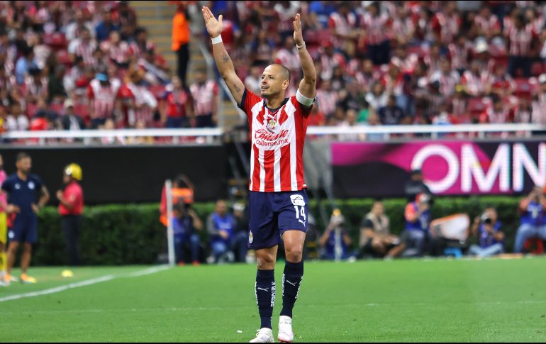 Javier Hernández fue fichado por las Chivas con una dura lesión de la que se ha ido recuperando. IMAGO7