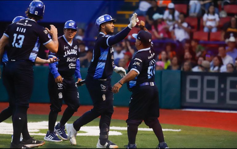 Con este resultado, la serie entre Charros y Rieleros se niveló, estableciendo un emocionante enfrentamiento para el tercer y decisivo encuentro. CORTESÍA/ Charros de Jalisco.
