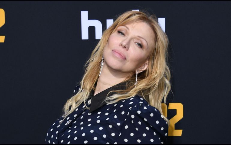 Courtney Love afirma que la música de Taylor Swift carece de mérito artístico. AFP/ARCHIVO