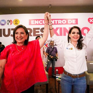 Xóchitl Gálvez promete apoyo a ganaderos y agricultores de Jalisco