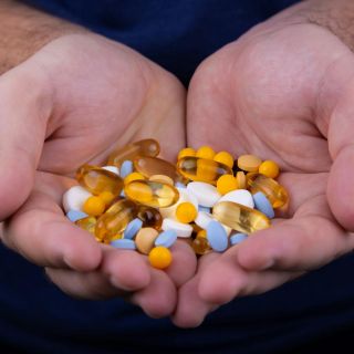 ¿Qué vitaminas debo tomar todos los días?