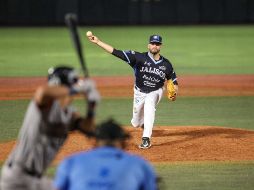 Bryan García cargÓ con la derrota tras permitir la carrera con la que los Sultanes tomaron una ventaja que ya no perdieron. X/charrosbeisbol