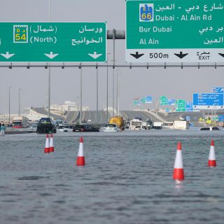 ¿La siembra de nubes en EAU tuvo que ver con las inundaciones en Dubái?