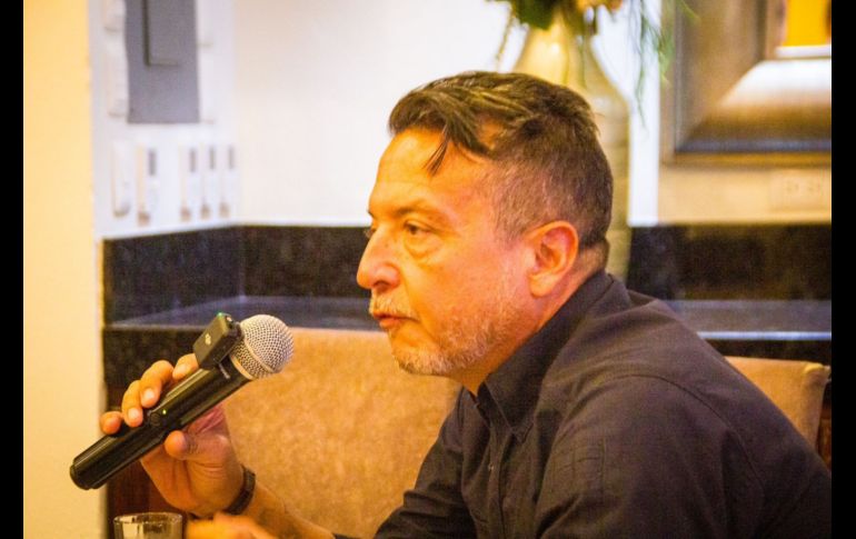 Salvador Cosío Gaona encabezó en Puerto Vallarta una reunión informativa en relación con la campaña de promoción del Voto Útil. CORTESÍA.