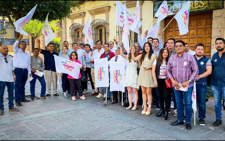 Integrantes de la Asociación para la Protección de la Sanidad Comunitaria A.C., entregaron a Confío un documento con los planteamientos para el próximo gobierno. ESPECIAL