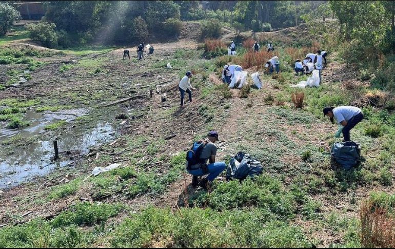 Con estos trabajos buscan generar conciencia, educar y reeducar a las personas de la necesidad de mejorar la situación, pero con acción. SUN/A. Contreras.